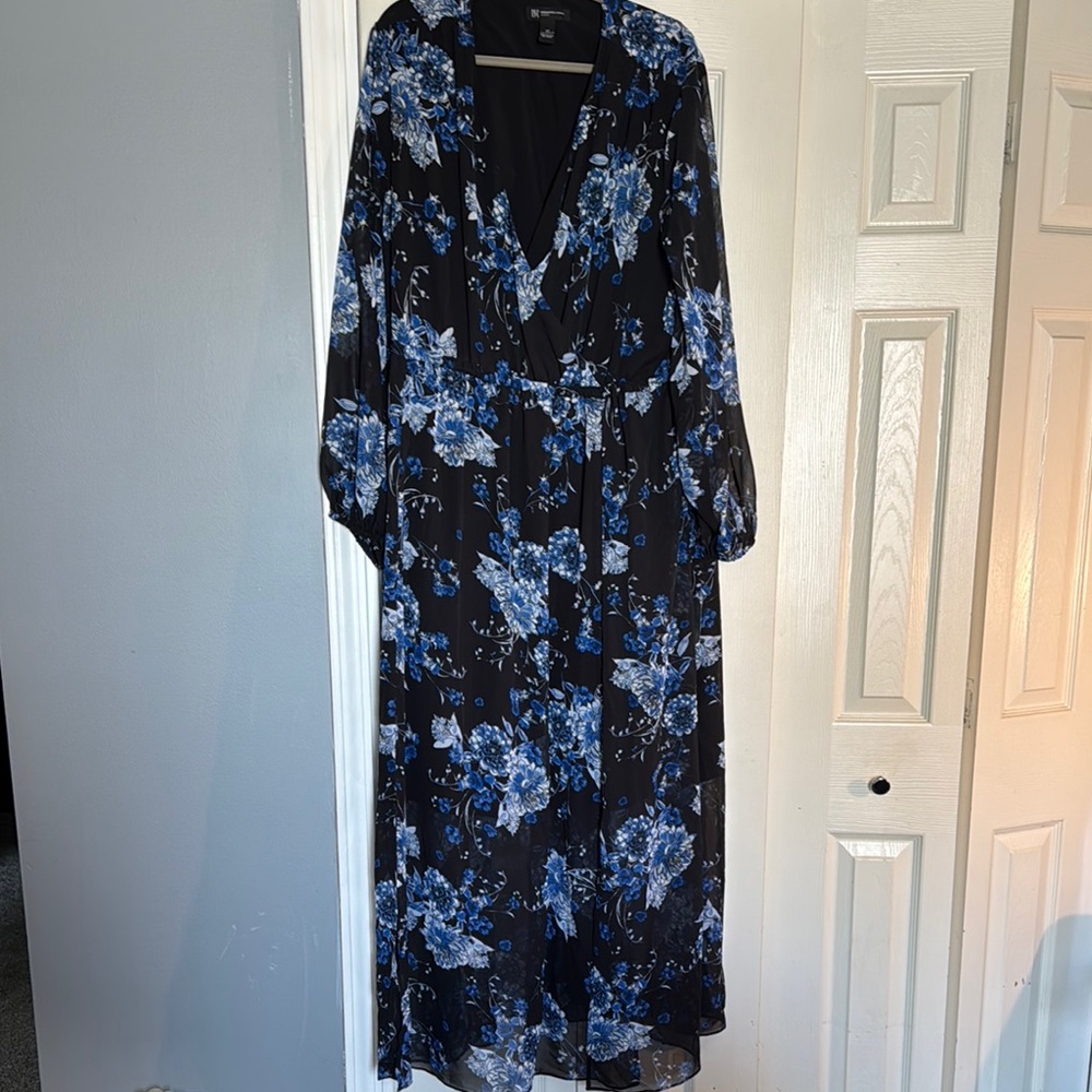INC International Concepts Black and Blue Floral Dress